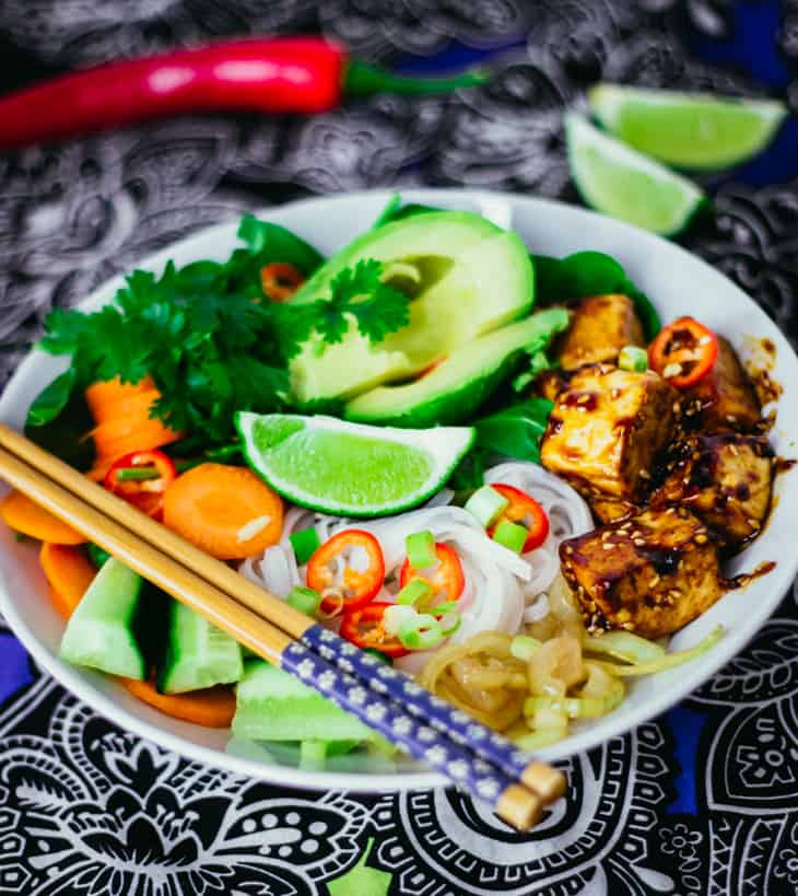 Vietnamilainen tofubowl